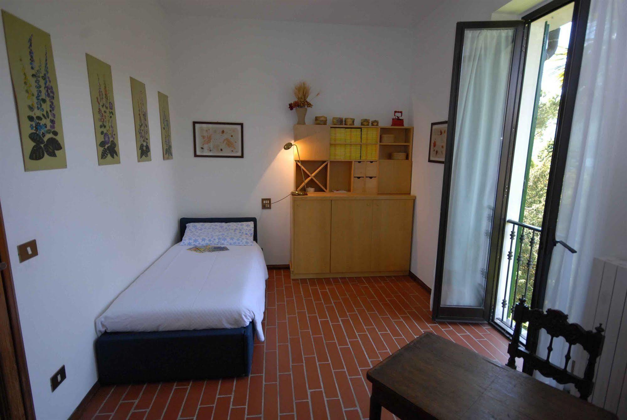 Bed And Breakfast Casa Nini Lierna Exterior foto